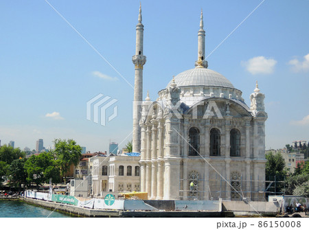 トルコ イスタンブール ボスポラス海峡クルーズ往路 オルタキョイ・メジディエ・ジャミール トルコ イスタンブール ボスポラス海峡クルーズ往路 オルタキョイ・メジディエ・ジャミール 86150008