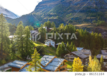 Ski resort Zermatt 86151164