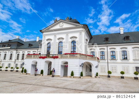 Grassalkovichov palace in Bratislava 86152414