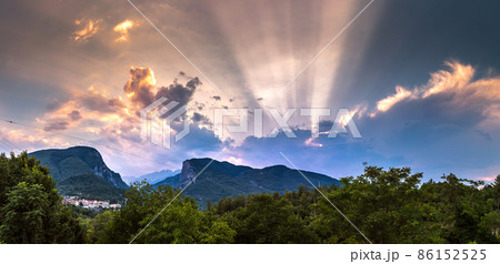Mount Olympus in Greece Mount Olympus in Greece 86152525