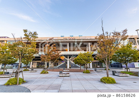 新潟県新潟市 青空のJR新潟駅南口 新潟県新潟市 青空のJR新潟駅南口 86158626