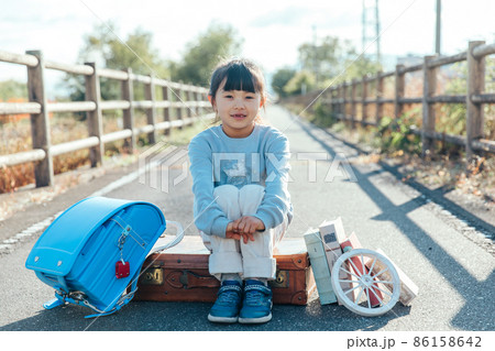 ランドセルと女の子 First grade ランドセルと女の子 First grade 86158642