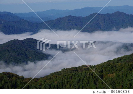 池田町上空の下層雲 部子山からの眺め 福井県今立郡池田町 池田町上空の下層雲 部子山からの眺め 福井県今立郡池田町 86160358