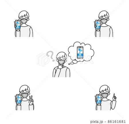 ワクチン接種証明を表示したスマホを持つ人物セット - マスクを着けたシニア女性 86161681