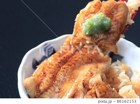 ふわトロあなご丼 86162153