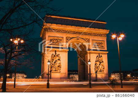 night view of Arc de Triomphe Paris France 86166040