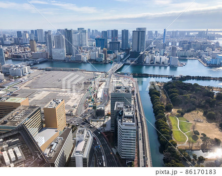 東京汐留・カレッタ汐留展望台より築地市場跡地方面 東京汐留・カレッタ汐留展望台より築地市場跡地方面 86170183