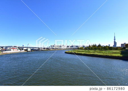 2021年、東京都　隅田川の風景 86172980