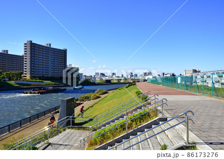 2021年、東京都　隅田川の風景 86173276
