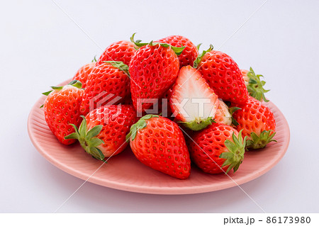 苺　白バック 86173980