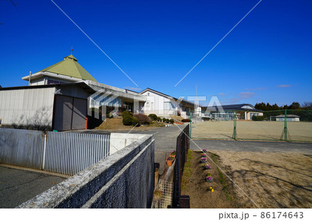吉備中央町立円城小学校2 岡山県加賀郡吉備中央町 吉備中央町立円城小学校2 岡山県加賀郡吉備中央町 86174643