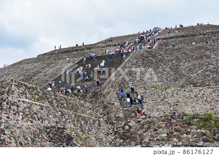 ラテンアメリカ最大の都市遺跡、メキシコのテオティワカン Teotihuacan 86176127
