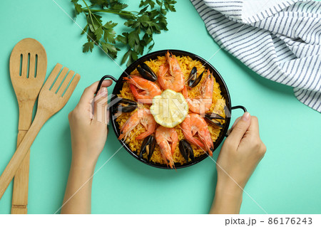 Concept of delicious food with Spanish Paella Concept of delicious food with Spanish Paella 86176243