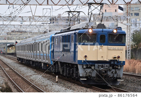 東海道本線 平塚 JR東日本 EF64-1032+E131系580番台 G-12編成 東海道本線 平塚 JR東日本 EF64-1032+E131系580番台 G-12編成 86176564