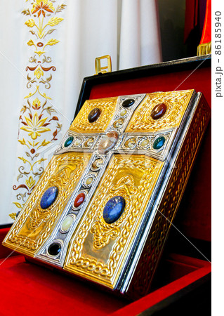 Holy Bible book Holy Bible book 86185940