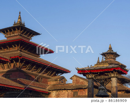 ネパール パタン ダルバール広場周辺の寺院群 Durbar Square, Patan, Nepal ネパール パタン ダルバール広場周辺の寺院群 Durbar Square, Patan, Nepal 86186909