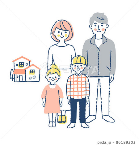 家の前で立っている子供2人のいる若い家族 86189203