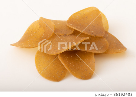 えびせんべい　揚げる前 86192403