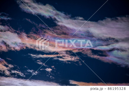 彩雲　色ずく雲 86195328