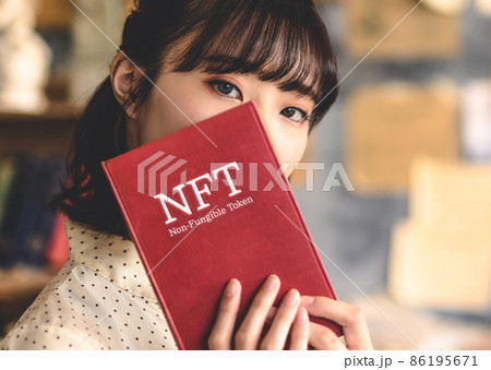 女性ポートレート 86195671