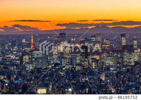 《東京都》東京都市夜景・トワイライトタイム 《東京都》東京都市夜景・トワイライトタイム 86195732