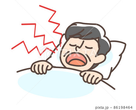 いびきをかく男性 86198464
