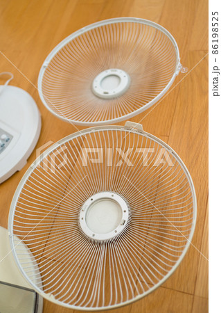 扇風機の前ガードの埃 86198525