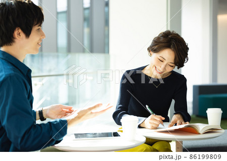 語学　撮影協力：LINK FOREST 86199809