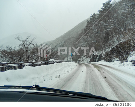 資料映像用 雪道ドライブ 資料映像用 雪道ドライブ 86201180