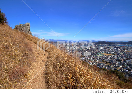 皿ヶ峰　登山道からの景観　2022冬　（高知県　高知市） 86209875