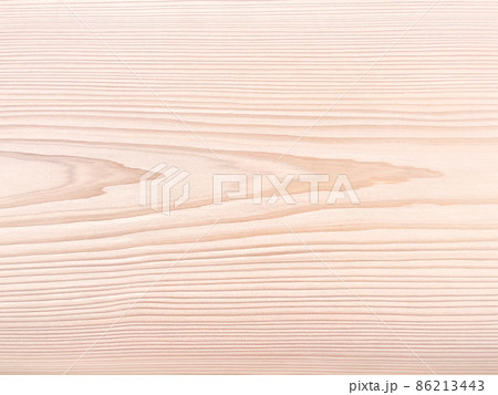端正な中杢の木目が表れた明るい淡香色の板材の背景画像 86213443