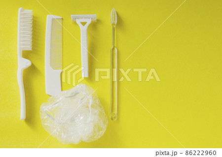 使い捨てプラスチック製品12品目(ヘアブラシ・櫛・カミソリ・ハブラシ・シャワーキャップ) 使い捨てプラスチック製品12品目(ヘアブラシ・櫛・カミソリ・ハブラシ・シャワーキャップ) 86222960