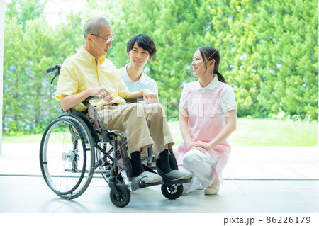 介護イメージ 86226179