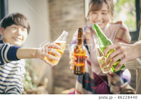 ホームパーティー 86228440