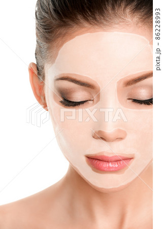 Collagen Hyaluronic Acid Mask facial rejuvenation Asian woman wearing white mud treatment sheet mask Collagen Hyaluronic Acid Mask facial rejuvenation Asian woman wearing white mud treatment sheet mask 86228993