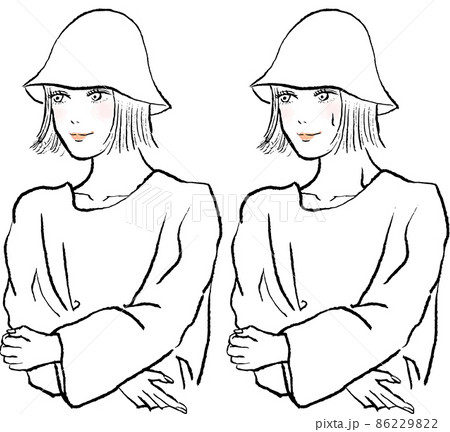 サウナポンチョを着てサウナに入る女性。ボブヘアでサウナハットをかぶっている。 86229822