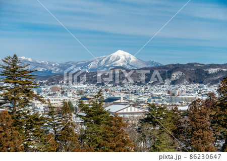 鶴ヶ城からの眺望　北側　冬の磐梯山　中国の神　北の星宿の神格化　北方を守護する　玄武 86230647
