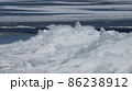 冬の諏訪湖 86238912