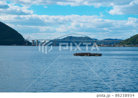 【瀬戸内海国立公園】沼隈半島と田島を結ぶ内海大橋と瀬戸内海1 広島県福山市 【瀬戸内海国立公園】沼隈半島と田島を結ぶ内海大橋と瀬戸内海1 広島県福山市 86238934