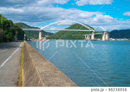 【瀬戸内海国立公園】沼隈半島と田島を結ぶ内海大橋と瀬戸内海3　広島県福山市 86238938