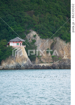 【瀬戸内三十三観音霊場】第二十四番　田島から見た阿伏兎観音堂9　広島県福山市 86239302