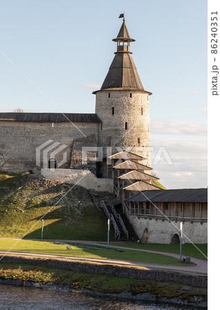 Stone tower and walls of the old Russian fortress 86240351