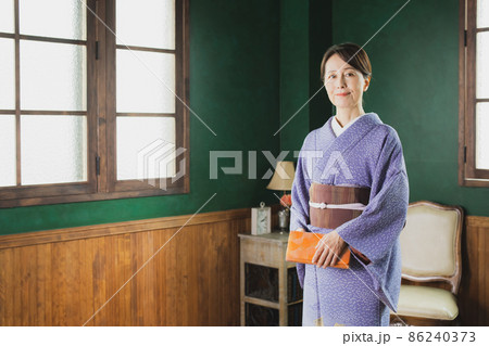 江戸小紋　50代女性 86240373