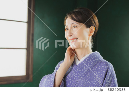 江戸小紋　50代女性 86240383