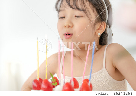 子供 女の子 ライフスタイル 86241262
