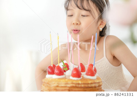 子供 女の子 ライフスタイル 86241331