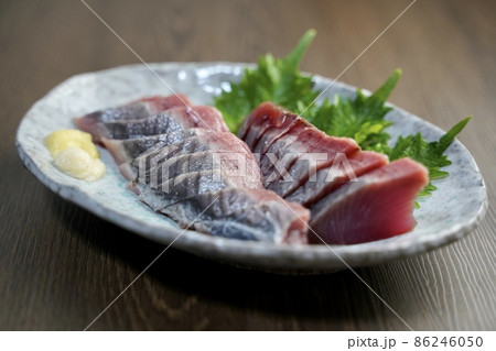 カツオの刺身 86246050