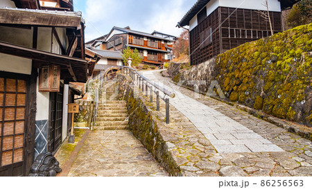 馬籠宿（冬） 86256563