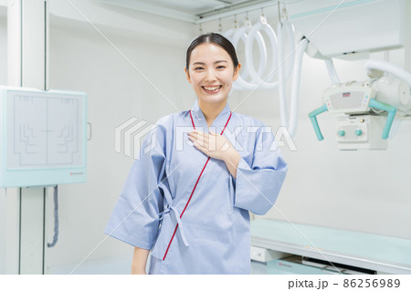 病院　人間ドック　レントゲン　医療 86256989