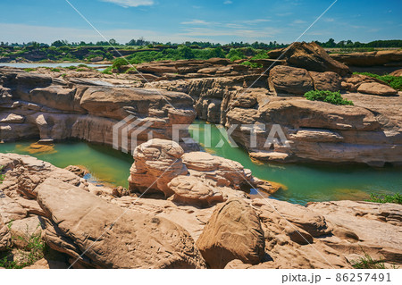 Kaeng Chom Dao, Thailand 86257491